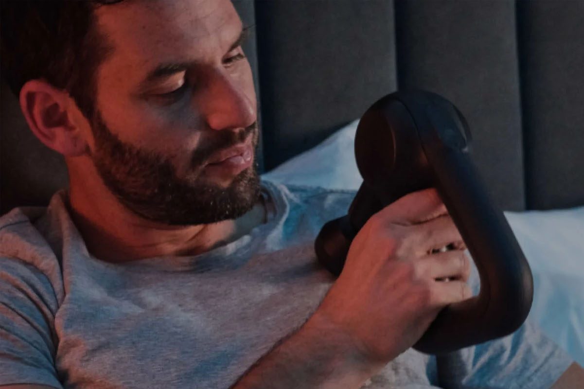 Pistolet de massage Theragun Prime pour récupération sportive